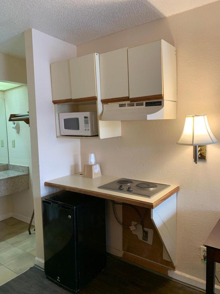 Zainee Inc Budgetel Inn And Suites Αγκούστα Εξωτερικό φωτογραφία