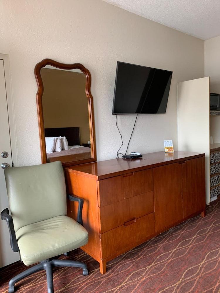 Zainee Inc Budgetel Inn And Suites Αγκούστα Εξωτερικό φωτογραφία