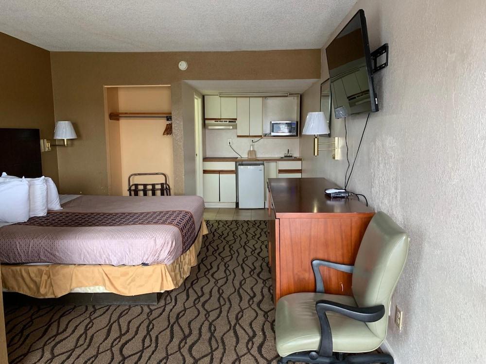 Zainee Inc Budgetel Inn And Suites Αγκούστα Εξωτερικό φωτογραφία