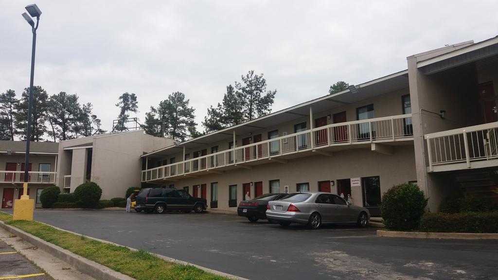 Zainee Inc Budgetel Inn And Suites Αγκούστα Εξωτερικό φωτογραφία